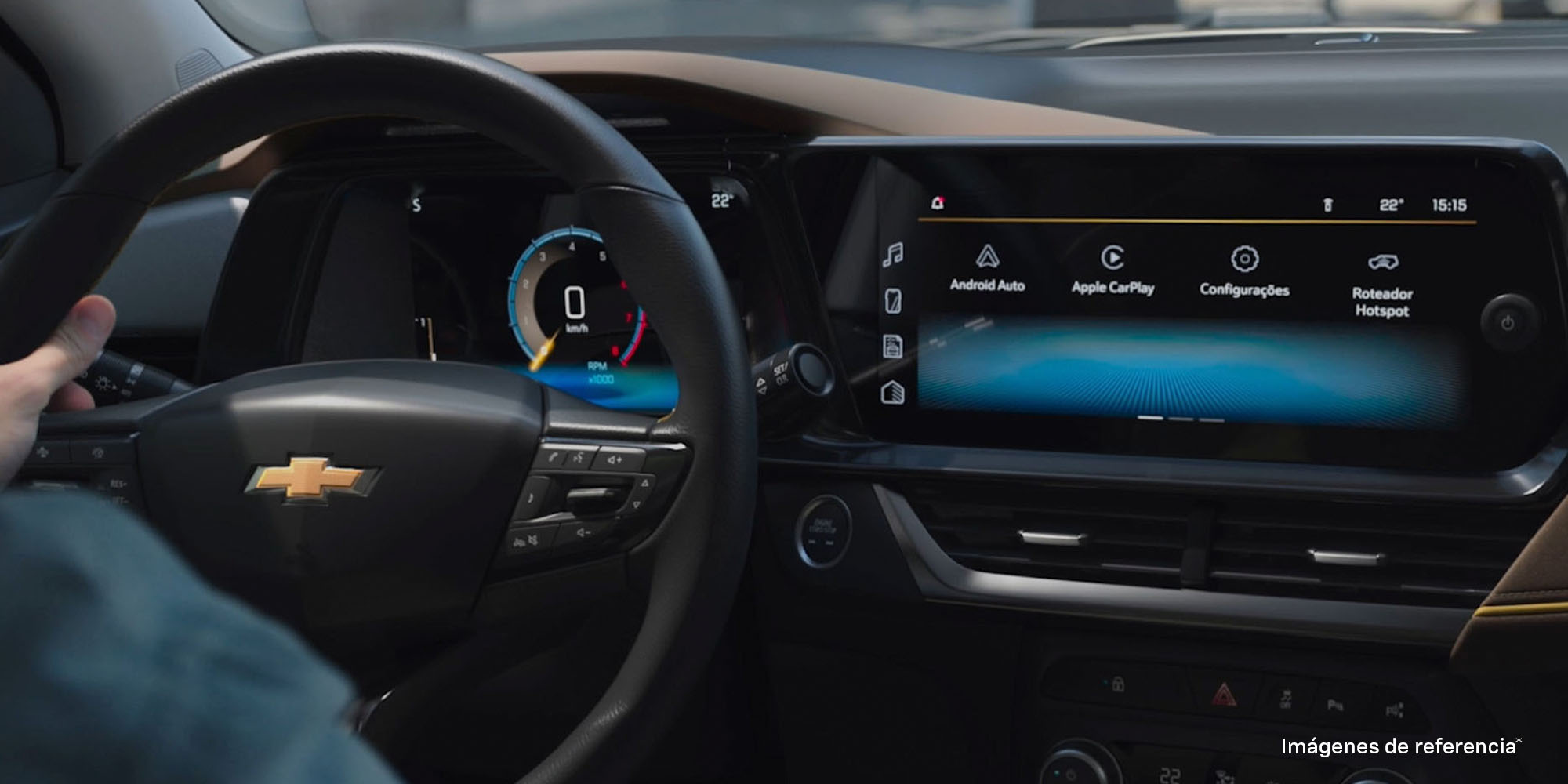 Volante y pantalla central multimedia del Chevrolet Tracker